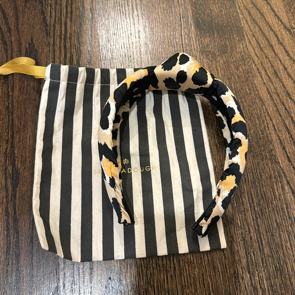 Lele Sadoughi Knotted Headband in Leopard Print